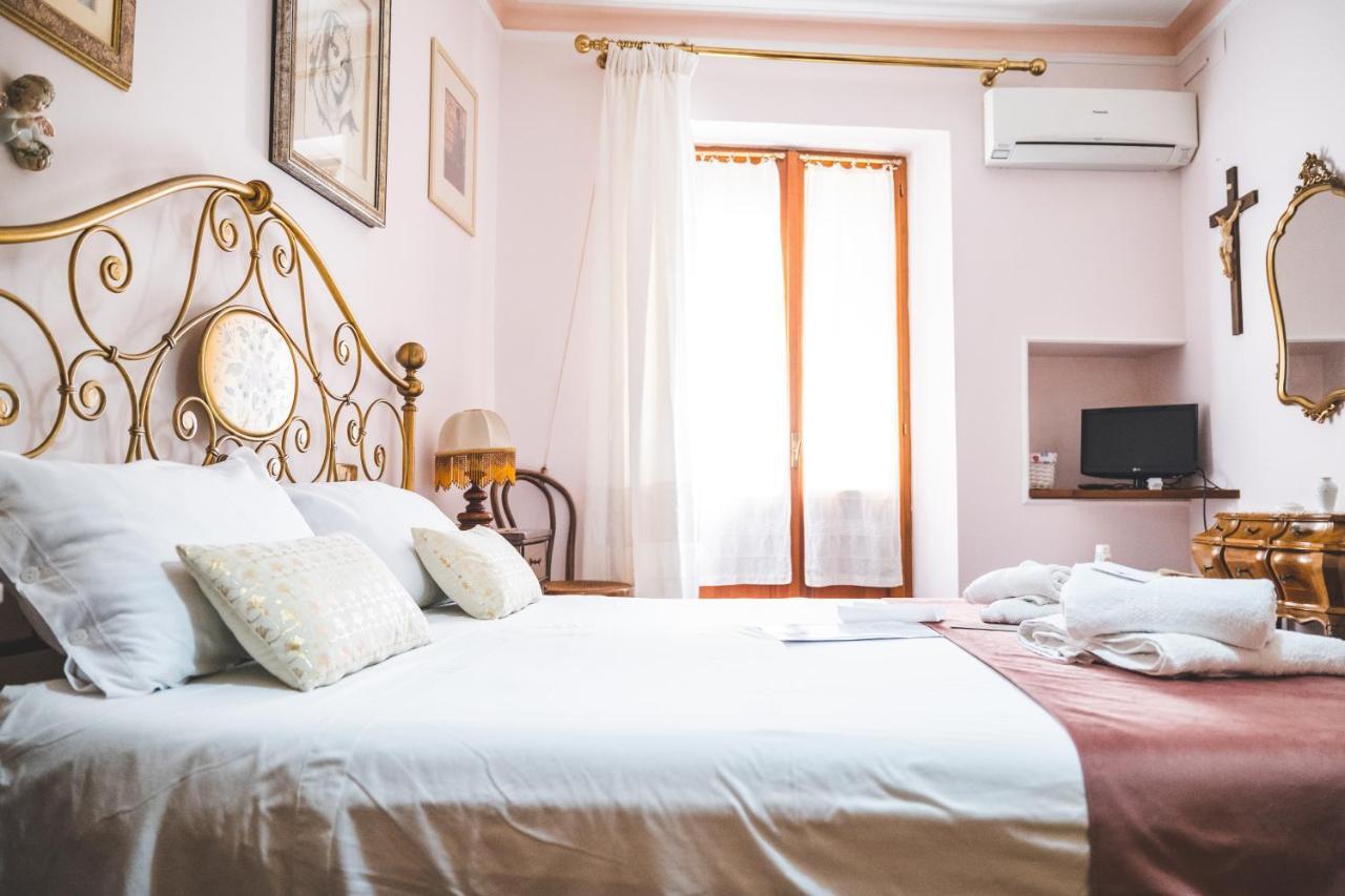 Casa Tonina Bed & Breakfast Carloforte  Exterior photo