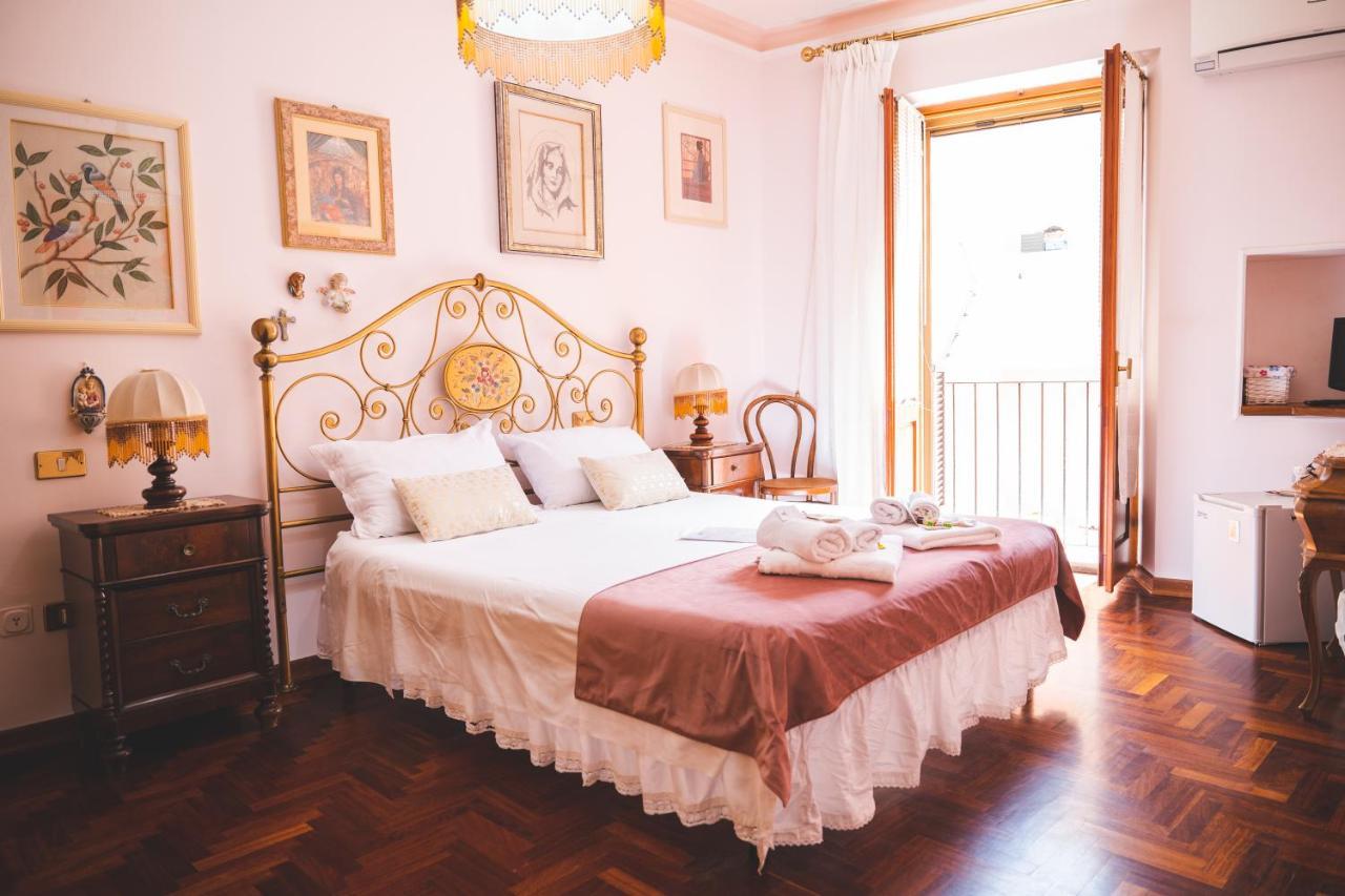 Casa Tonina Bed & Breakfast Carloforte  Exterior photo