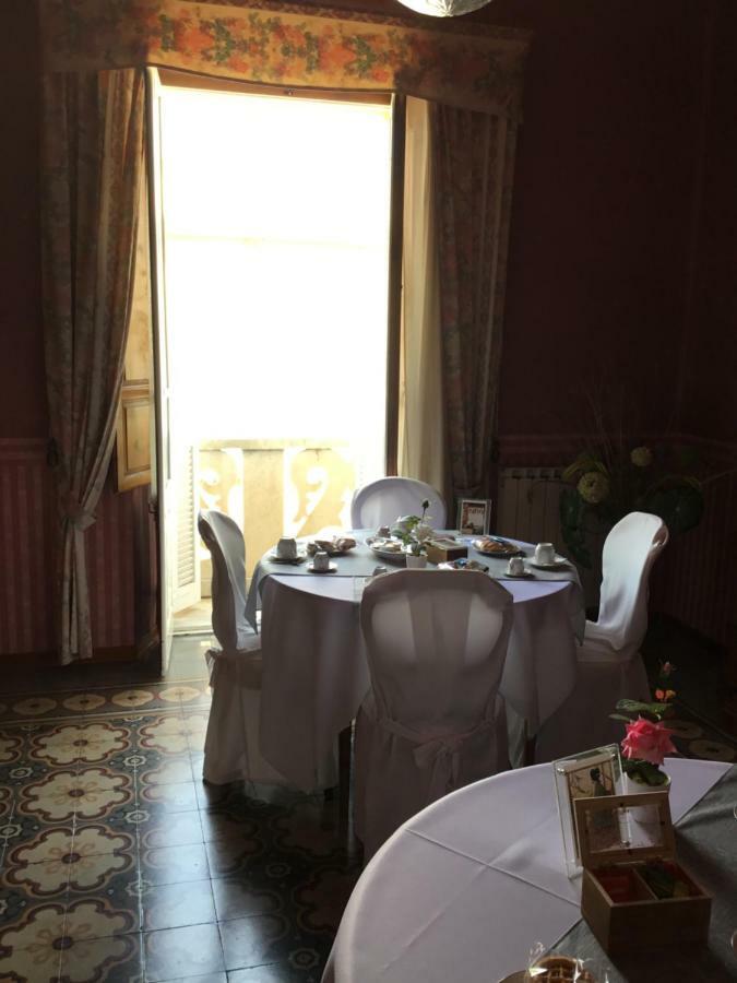Casa Tonina Bed & Breakfast Carloforte  Exterior photo